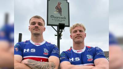 Hornets thank the Moorcock for sponsoring new signings